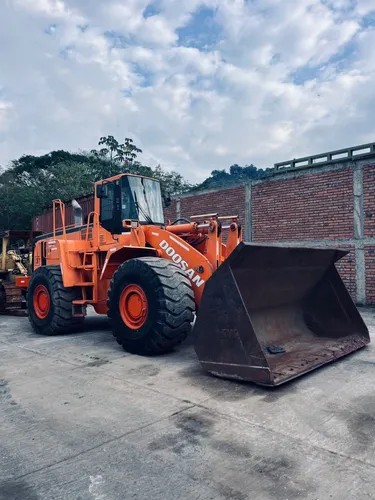  Doosan Mega 500v-v