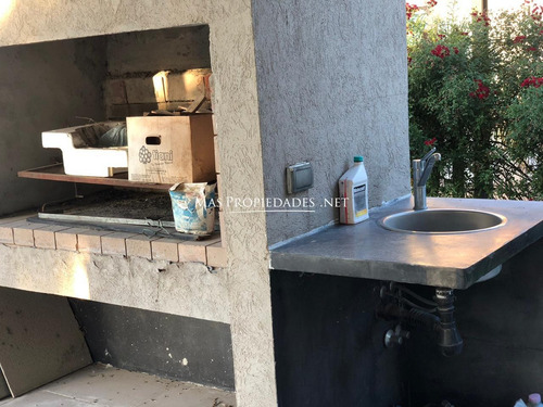 Casa En Venta En Canning Barrio Santa Rita
