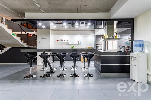 Oportunidad! Local Comercial Con 2 Roles Independientes