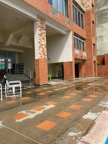 Imagen 11 de 18 de Apartamento Grande En Alquiler Vacacional En Tucacas Hasta 12 Personas