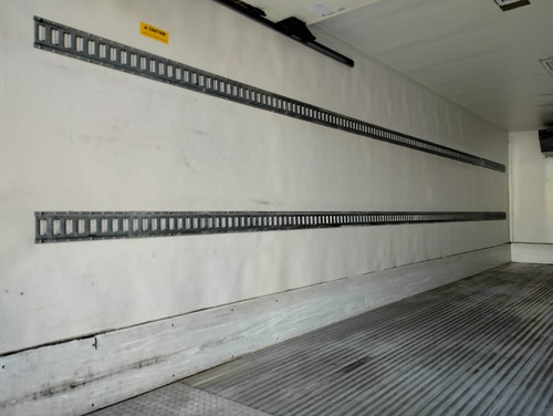 Camion Torton Freightliner M2 Caja Refrigerada 2016 Id 211