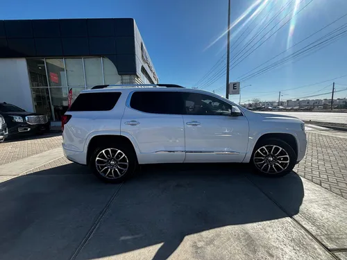 GMC Acadia 3.6 Denali At