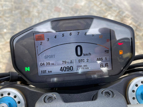 Ducati Monster 1200s