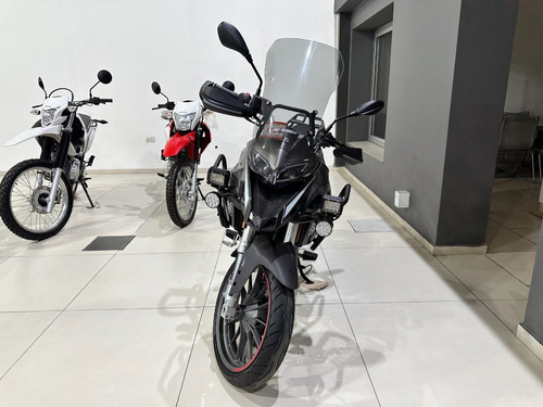Benelli Trk 251