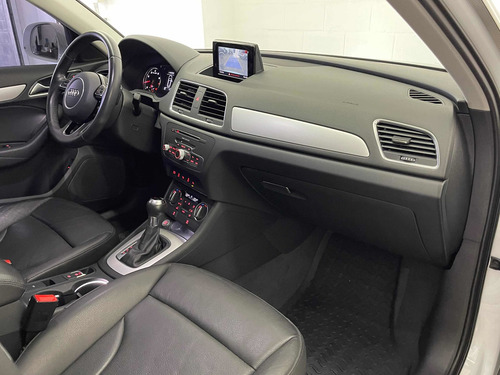 Imagem 9 de 13 de Audi Q3 2018 1.4 Tfsi Ambiente Flex S-tronic 5p