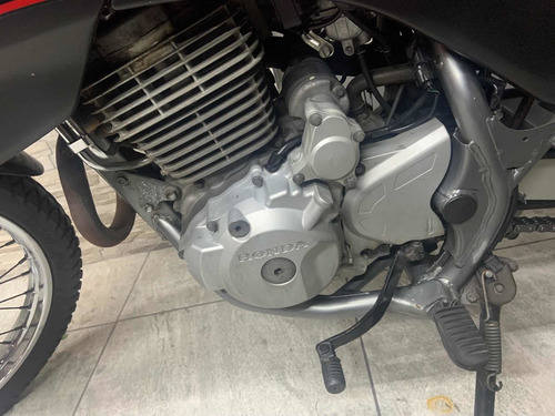 Imagem 4 de 6 de Honda Falcon