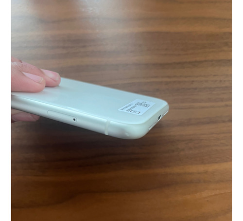 iPhone 11 Blanco De 64gb Usado En Buen Estado (Usado)