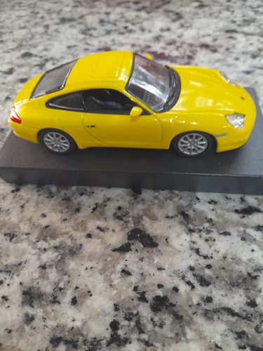 Porsche Carrera 4 Dya 1/43