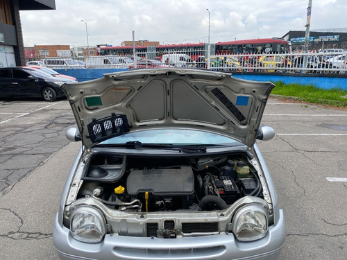 Renault Twingo 1.2 Access +