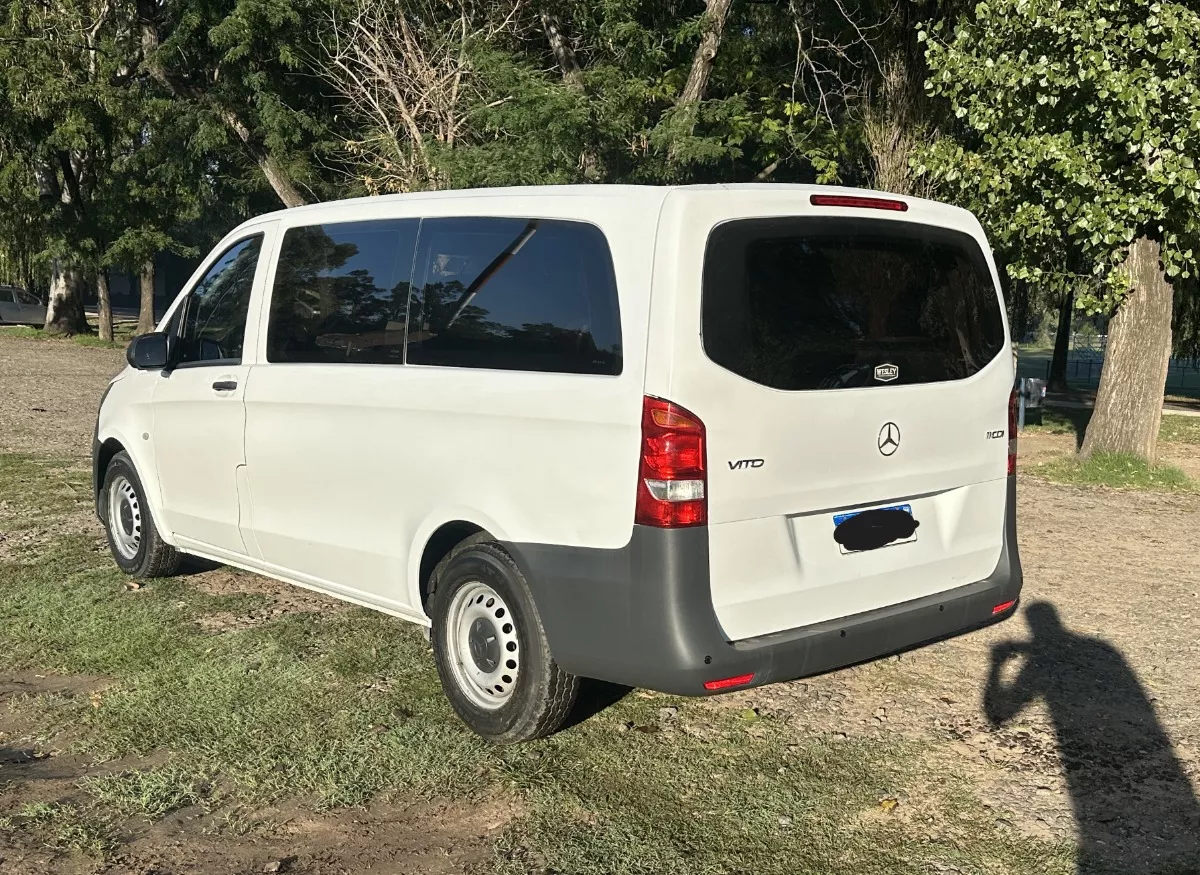 Mercedes-Benz Vito 1.6 111 Cdi Furgon Mixto Aa 114cv