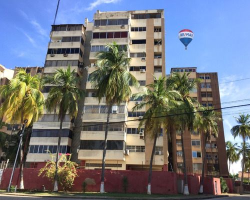 Re/max 2mil Vende Apartamento En Edif. Parque Residencial Margarita, Urb. Jorge Coll, Mun. Maneiro, Isla De Margarita, Edo. Nueva Esparta