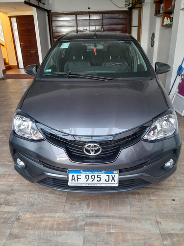 Toyota Etios 1.5 Sedan X