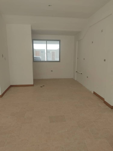 Imagen 12 de 12 de Mariano Urbina Vende Town House En San Diego Res Santa Cruz Muth-1