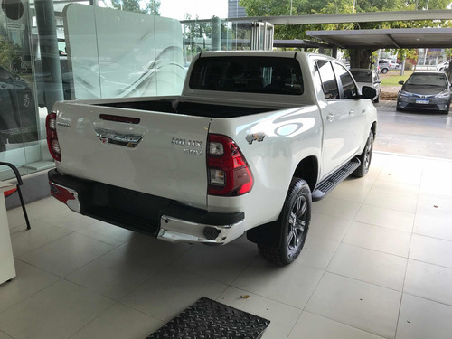 Toyota Hilux 2021 2.8 Cd Srv 177cv 4x4 At