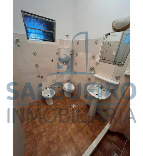 Apartamento 3 Dormitorios Sobre Av. 8 De Octubre