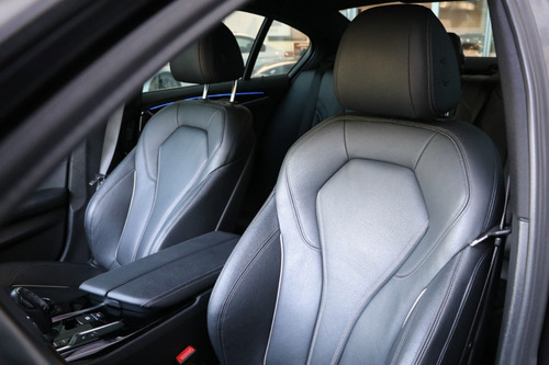 Imagen 18 de 18 de Bmw 540i