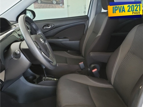 Toyota Etios 1.5 Xs Sedan 16v Flex 4p Automático