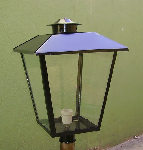 Imagen 3 de 6 de Farol Jardin Para Pilar + Incluye Base Pilar 530