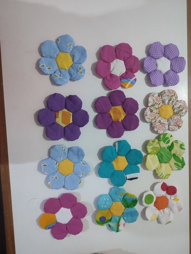 Imagen 4 de 6 de Flores Artesanales De Tela
