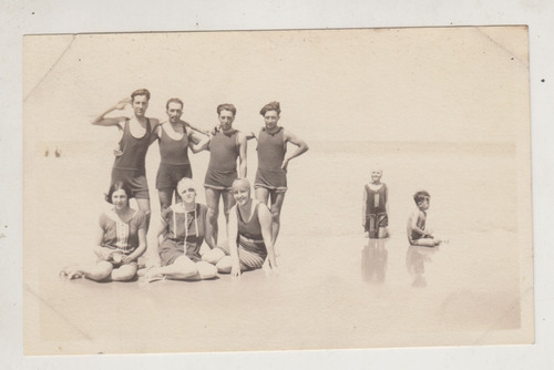 Antigua Fotografia Real Vintage Bañistas En Playa Uruguay 