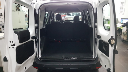 Imagen 8 de 18 de Renault Kangoo Confort 5 A 1.5 Dci Entrega Inmediata (jp)
