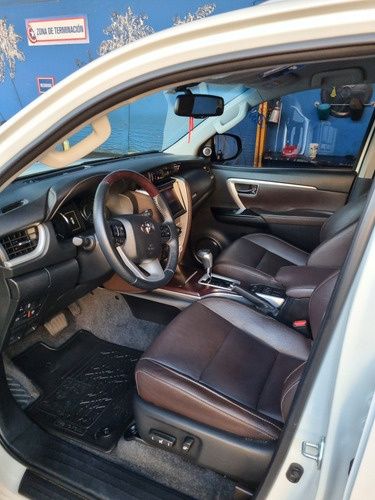Toyota Sw4 2.8 Srx 177cv 4x4 7as At 2019