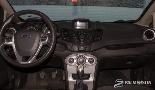 Imagen 9 de 13 de Ford Fiesta Kinetic Design 2014 1.6 Se Plus 120cv