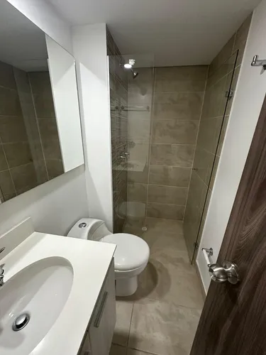 Apartamento En Venta, En La Estrella, Sector Las Brisas.