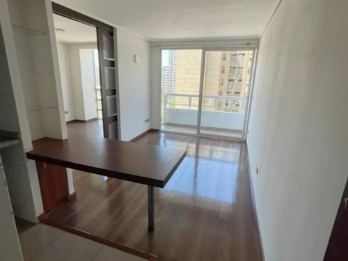 Piso 6 - Calle Lira .
