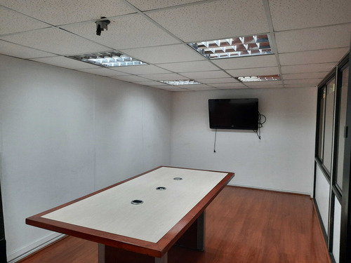 Gran Galpon Con Local Comercial (84811)