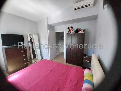 Townhouse En Venta Flor Amarillo Valencia Lr Carabobo Excelente Inversion En Muy Buenas Condiciones Listo Para Mudarse Y Con Potencial Para Ampliar Precio De Oportunidad