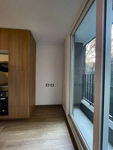 Tu Nuevo Hogar En Ñuñoa. Frente A Metro Y Full Áreas Comunes