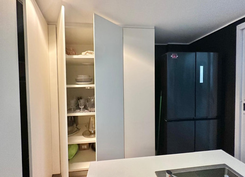Exclusivo Y Único Con Una Vista De Ensueño, 2dorm. - 200 M². - Gastos Incluidos. / Sobre Republica De La India