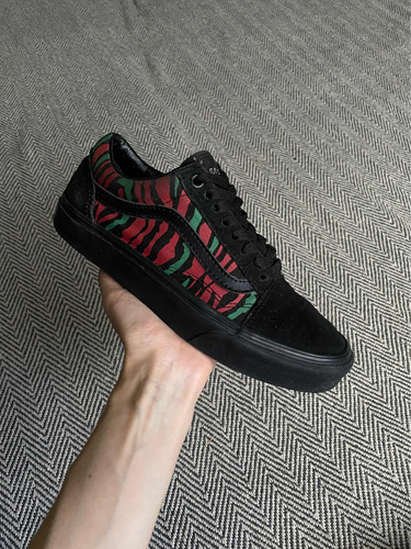 Championes Vans Old Skool X A Tribe Called Quest T38.5