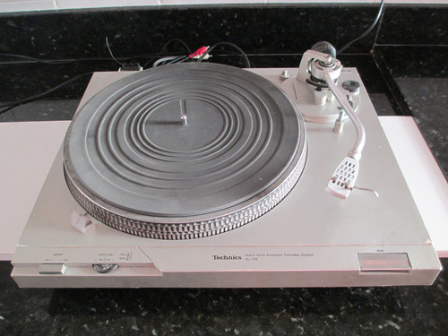 Toca Disco Technics Sl D2 Japan Funcionando Leia O Anuncio Prateado (Usado)