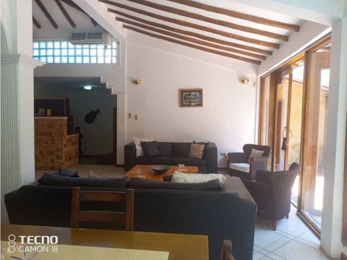 Casa En Venta Carrera 29 Barquisimeto Aa-7351300