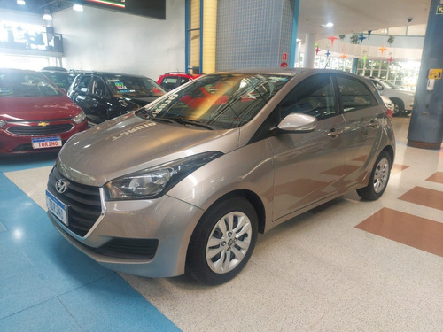 Imagem 3 de 15 de Hyundai Hb20 1.6 Comfort Plus Flex Aut. 5p