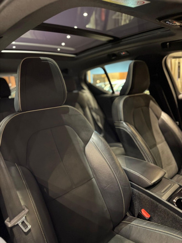 Volvo XC40 XC 40 T-5 R-DESIGN 2.0 252cv AWD