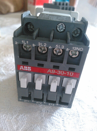 Contactor Abb A9-30-10  Y Otras Capacidades