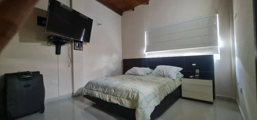 Venta Hermoso Tonwhouse Remodelado En Las Trinitarias San Diego Con Pozo De Agua