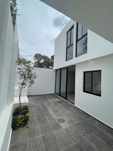 Imagen 20 de 30 de Ideal Para Vivir Casa En Venta En Capital Norte