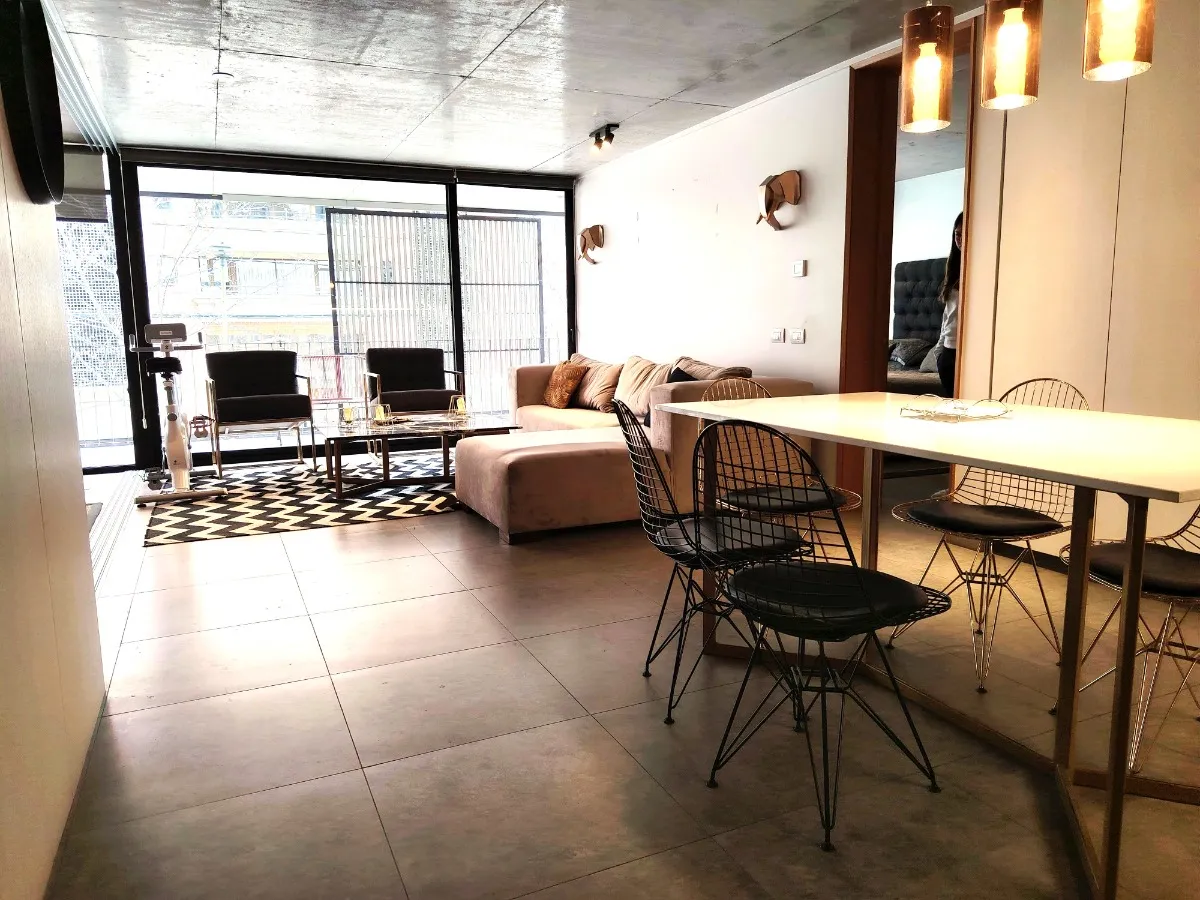 Imagen 2 de 29 de Moderno Departamento Equipado, Félix De Amesti / Av. Colón