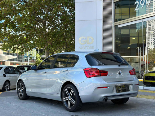 Imagen 11 de 22 de Bmw Serie 1 1.6 120i Sport Line At 177cv