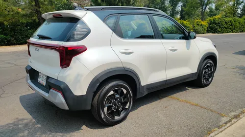 Kia Sonet 1.5 Ex At