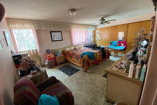 Casa En Venta En Querétaro ¡ Ideal Para Oficinas, Escuela O Cafeteria!