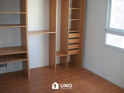 Moreno 73 Bis - Dpto De 1 Dormitorio Externo.