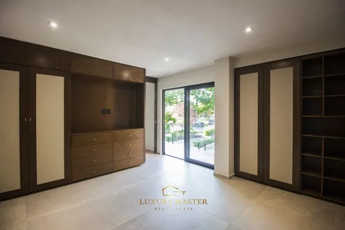 Casa De Lujo En Venta En Valle Real