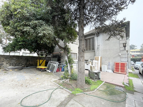 Oficinas Jardin Infantil Clinicas, Notarias Cultos, Ñuñoa