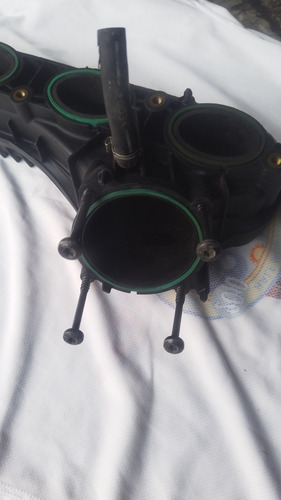 Multiple Admision Volvo S40 5 Silindros 2.5 Modelo 2008-2011 (Usado)