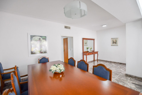 Imagen 22 de 30 de Casa 6 Dormitorios En Venta La Plata Pza Malvinas